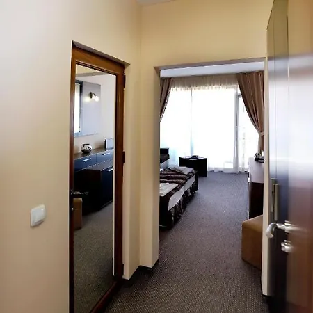Корал, Хотел, Поморие Hotel 3*