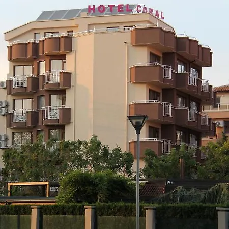 Coral Hotel 3*