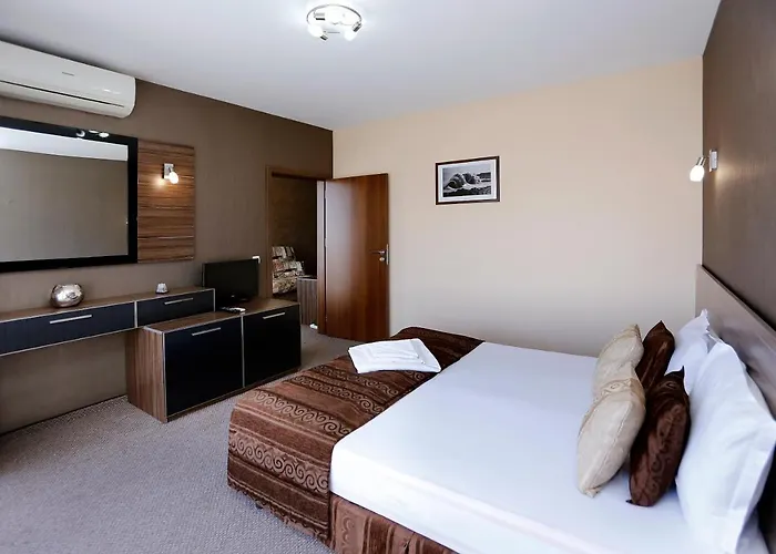 Coral Поморие